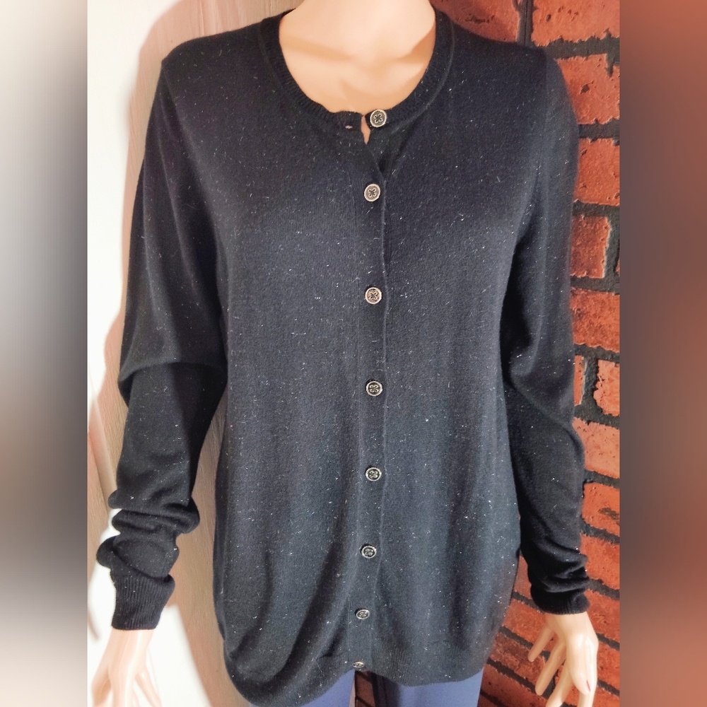 LIKE NEW!! NICOLE MILLER, Black W/Metallic Silver Shimmer Cardigan. Size M